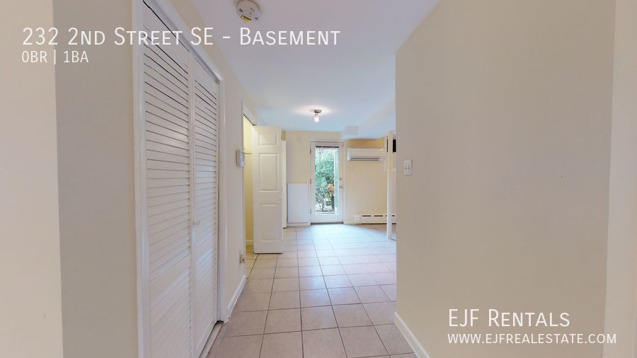 Capitol Hill Studio Apartment Available Now- Historical District Right Next to The Capital! property image