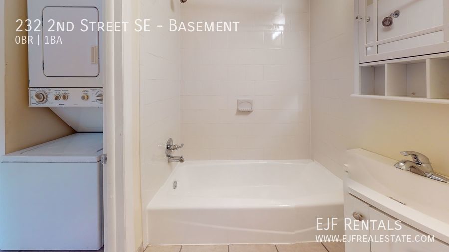 Capitol Hill Studio Apartment Available Now- Historical District Right Next to The Capital! property image