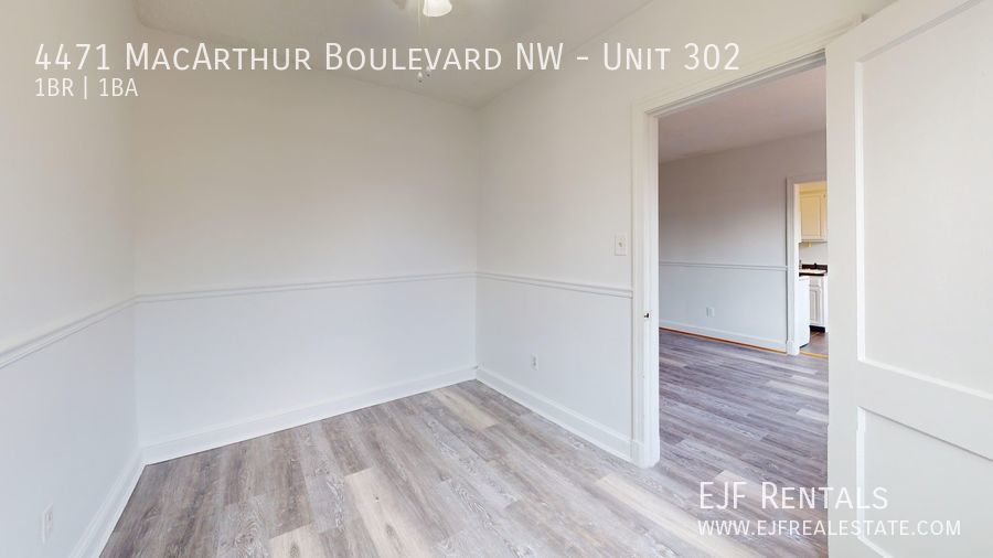 Top Floor Recently Updated MacArthur Blvd One Bedroom W/Parking Included property image