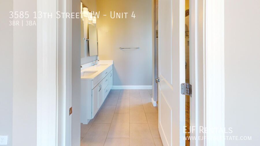 Stunning Three Bedroom Penthouse Condo W/Three Private Outdoor Spaces & Parking Included! property image