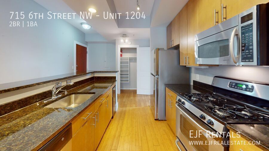 Chinatown 1,000 Square Foot PLUS W/Private Balcony, Fitness Center & More! property image