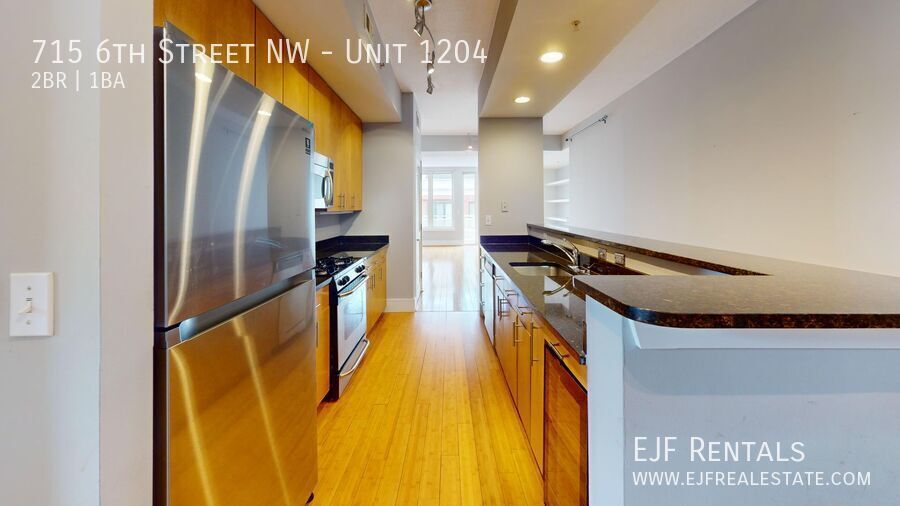 Chinatown 1,000 Square Foot PLUS W/Private Balcony, Fitness Center & More! property image