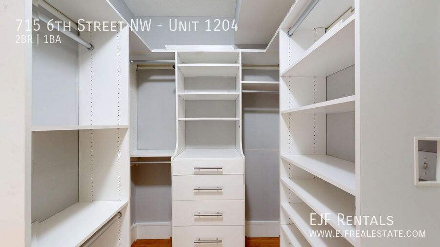 Chinatown 1,000 Square Foot PLUS W/Private Balcony, Fitness Center & More! property image