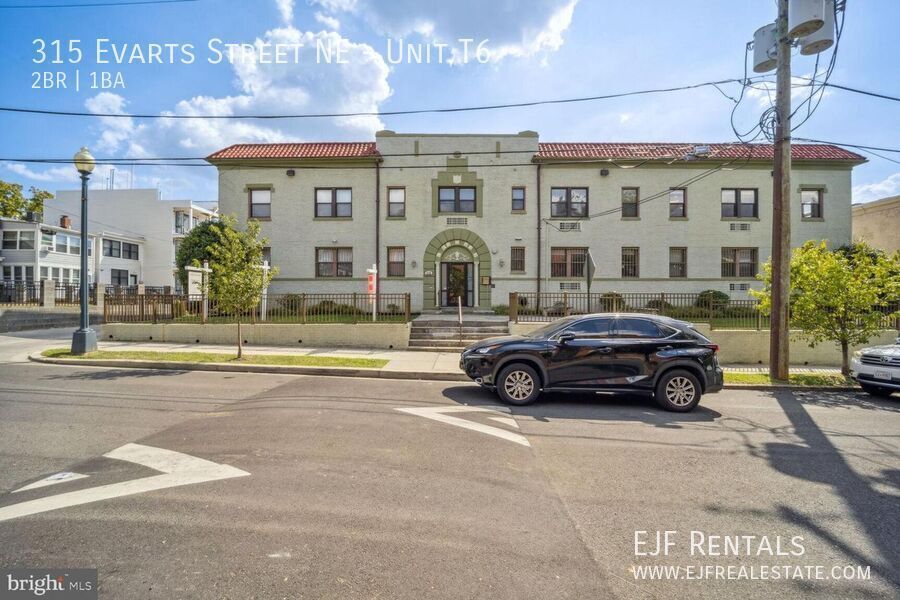 Spacious Two Bedroom Near Trinity University/ Bloomingdale- Great Location property image