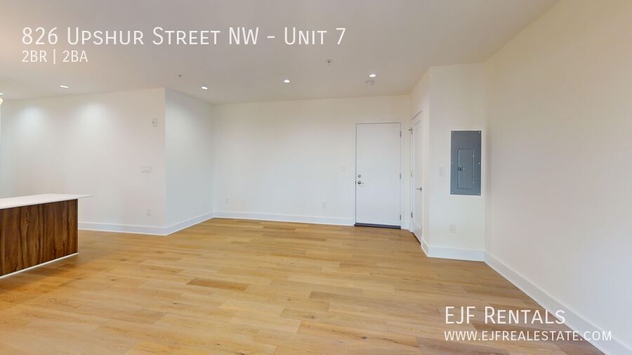 Newly Renovated Two Bedroom Two Bathroom W/Off Street Parking property image