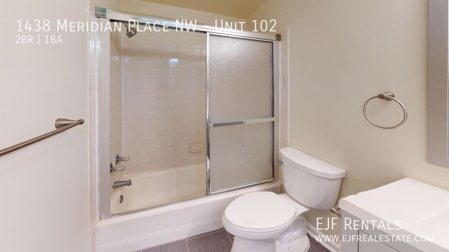 Columbia Heights Two Bedroom/One Bathroom In Amazing Location! Washer/Dryer in Unit! property image