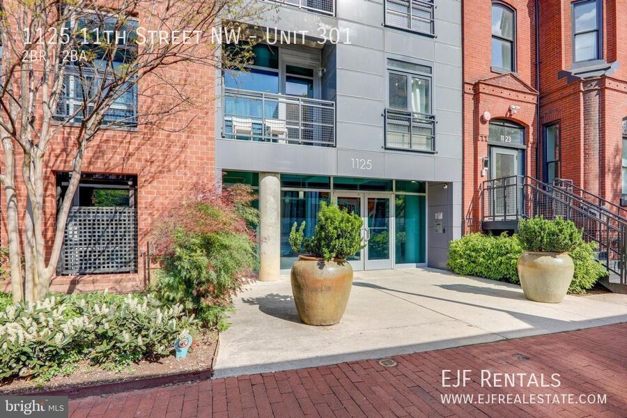 Stunning 1,300 Square Foot Two Bedroom W/ Private Balcony, Pets Welcomed Available Now! property image