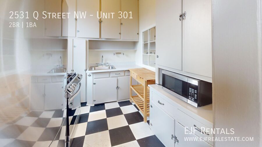 Top Floor Georgetown Two Bedroom in Amazing Location! property image