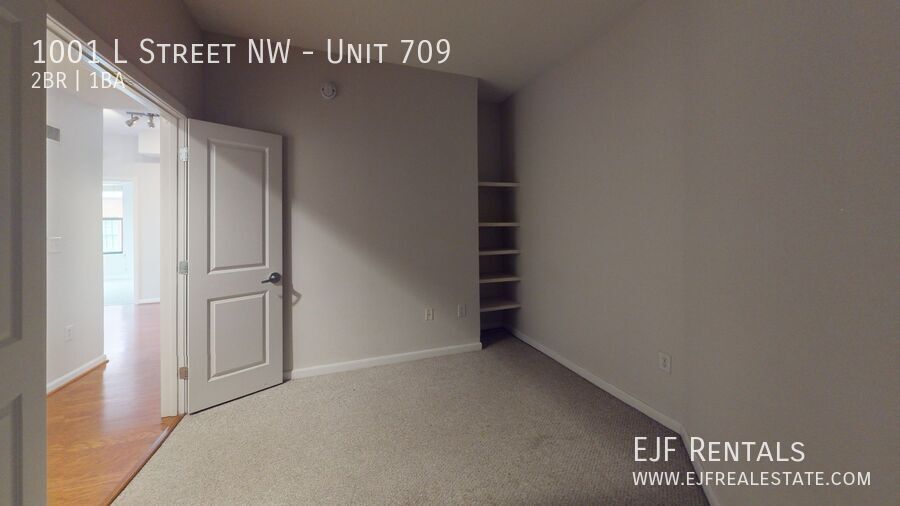 Logan Circle One Bedroom Plus Den W/Front Desk, Secured Entry, Pets Welcome, & More! property image