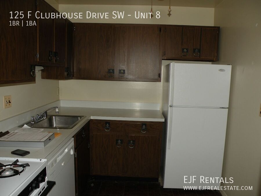 One bedroom condo in Leesburg property image